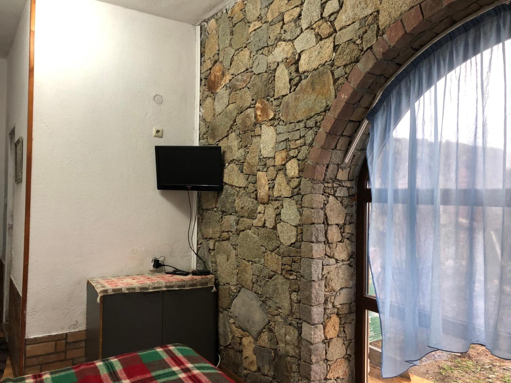 Лилянината Къща Kalofer Exterior foto